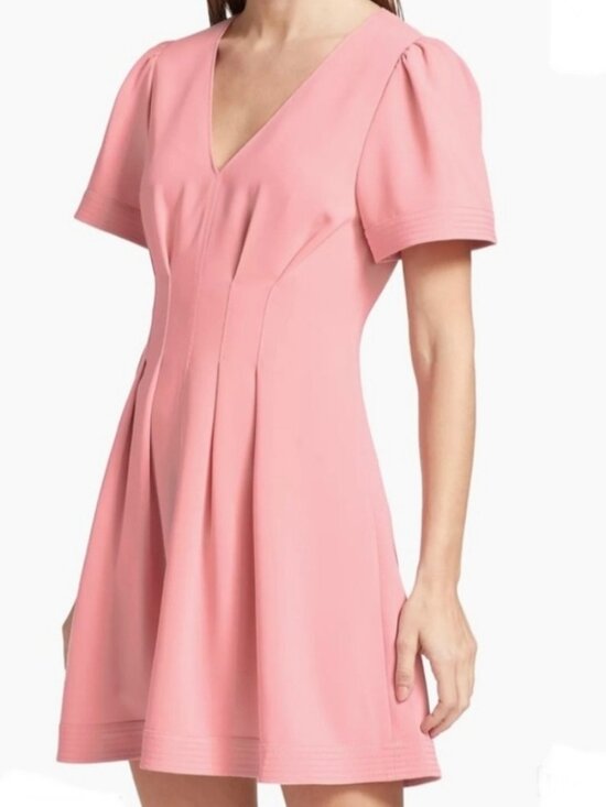 cinq a sept Dresses & Skirts - Cinq a Sept Pink Dress